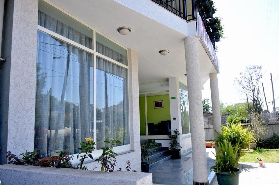 Melodie Hotel Addis Ababa Exterior foto