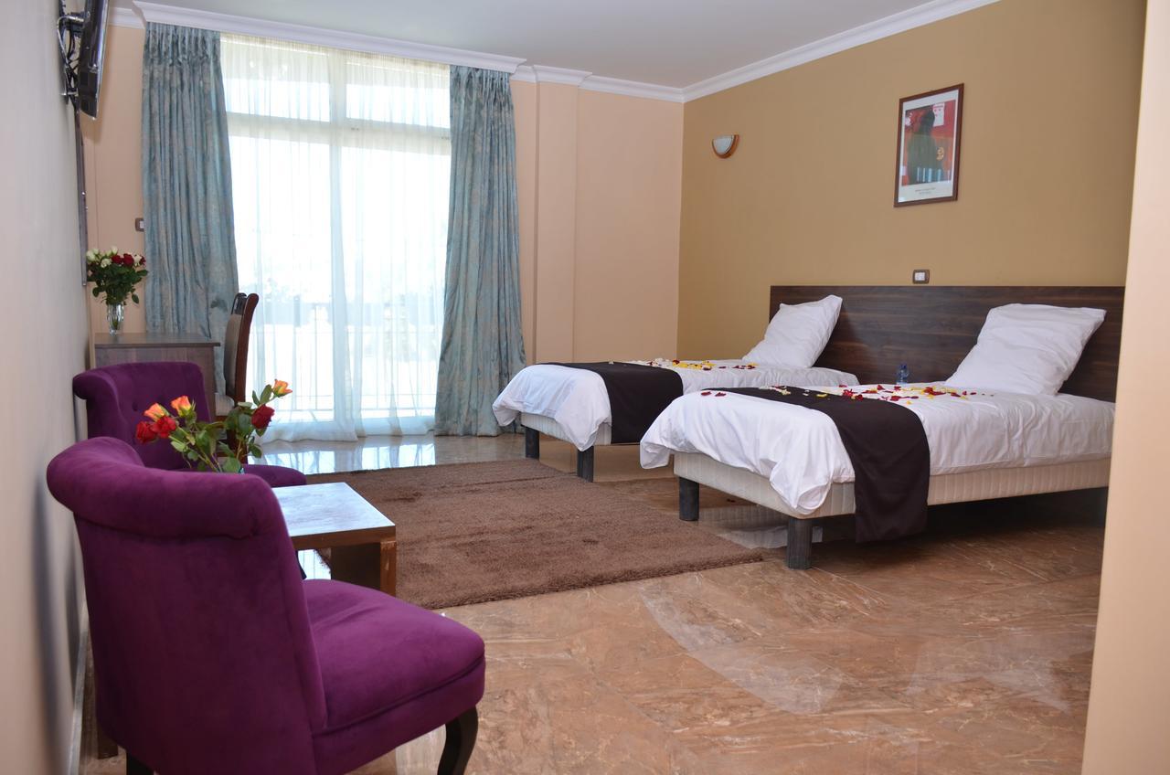 Melodie Hotel Addis Ababa Exterior foto