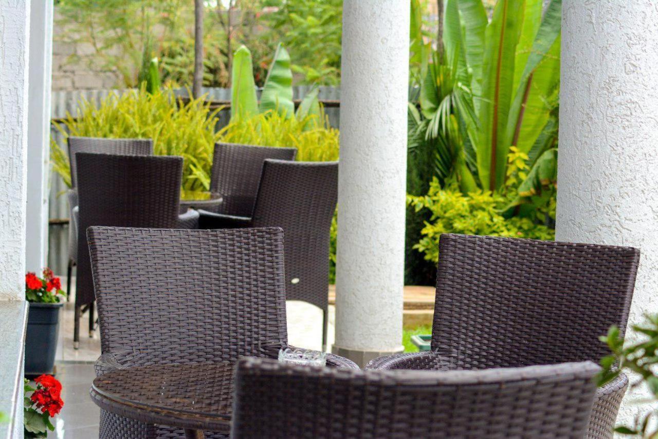 Melodie Hotel Addis Ababa Exterior foto