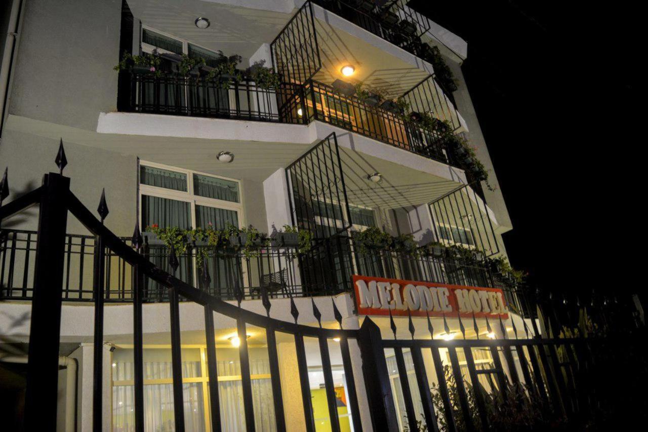 Melodie Hotel Addis Ababa Exterior foto