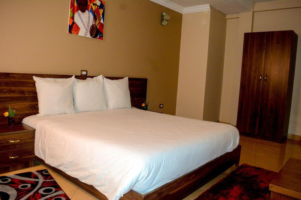 Melodie Hotel Addis Ababa Exterior foto
